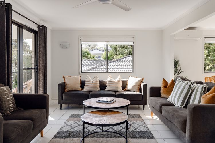 The Lookout – 3 bedrooms – Private Pool – Views