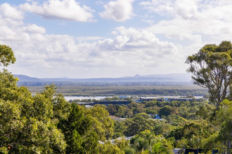 The Lookout – 4 Bedrooms – Pool – Views – Pets