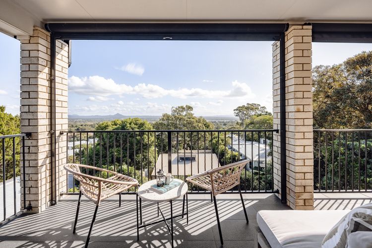 The Lookout – 4 Bedrooms – Pool – Views – Pets