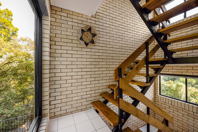 The Lookout – 4 Bedrooms – Pool – Views – Pets