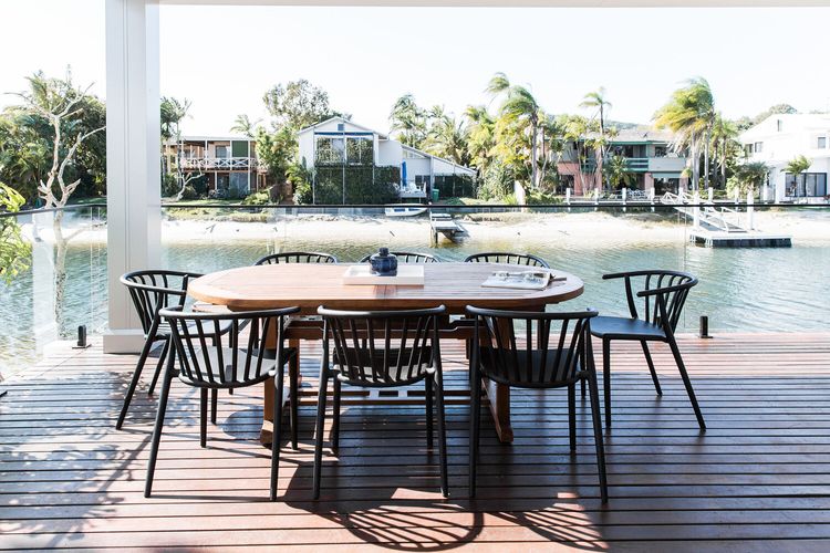 The River House – pool – jetty – private beach