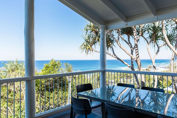 The Sea House – pool – ocean views – pets