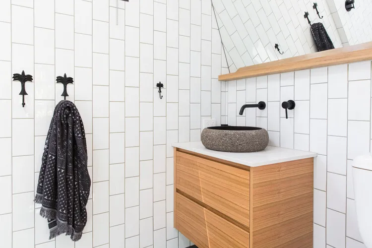 The Sunshine Bungalow – private pool – decks – location