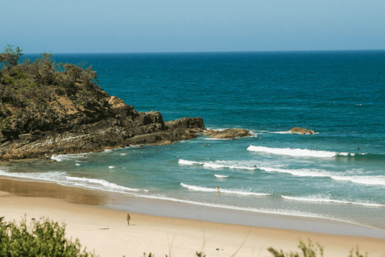 The Coastal Retreat – ocean views and location