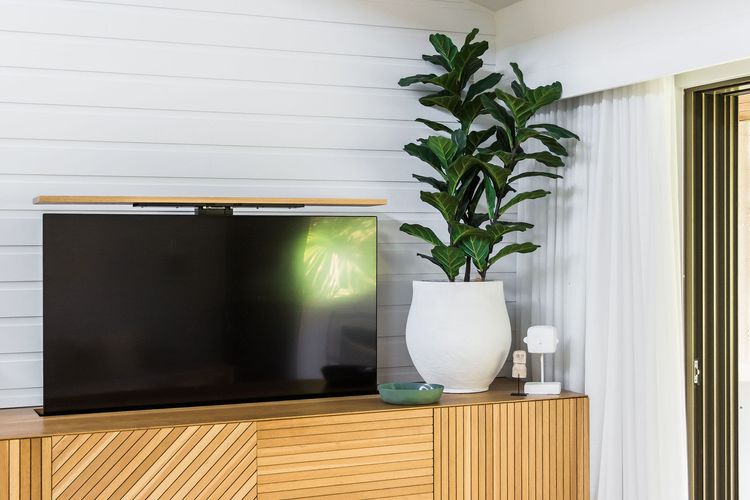 Little Cove Treetops –  3 bedrooms – Style – Beach – Location