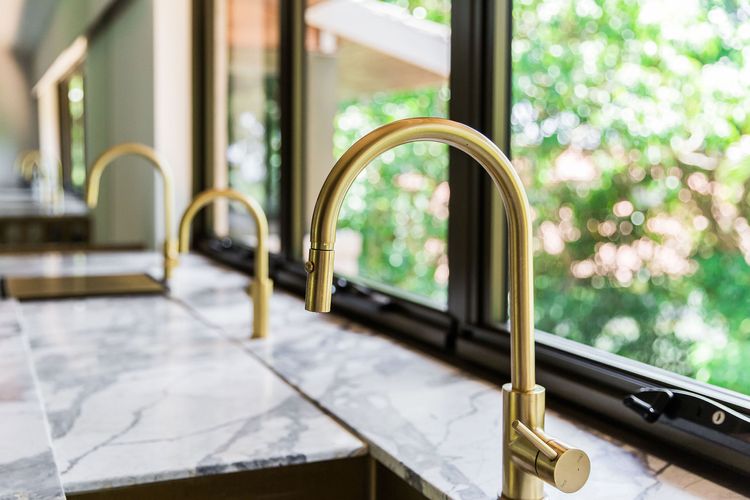 Little Cove Treetops –  3 bedrooms – Style – Beach – Location