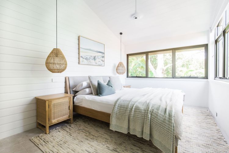 Little Cove Treetops –  3 bedrooms – Style – Beach – Location