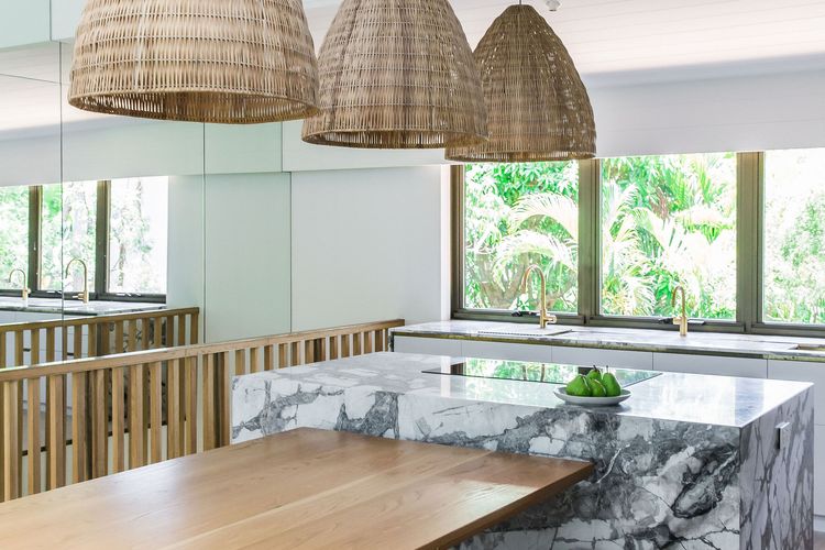 Little Cove Treetops –  3 bedrooms – Style – Beach – Location