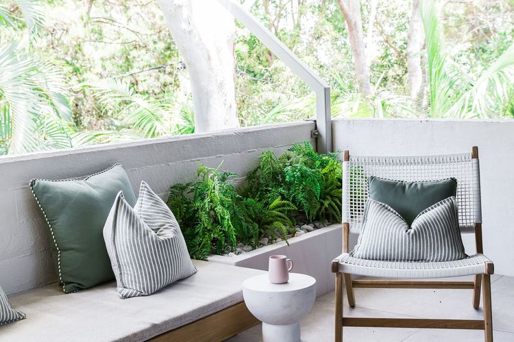 Little Cove Treetops –  3 bedrooms – Style – Beach – Location