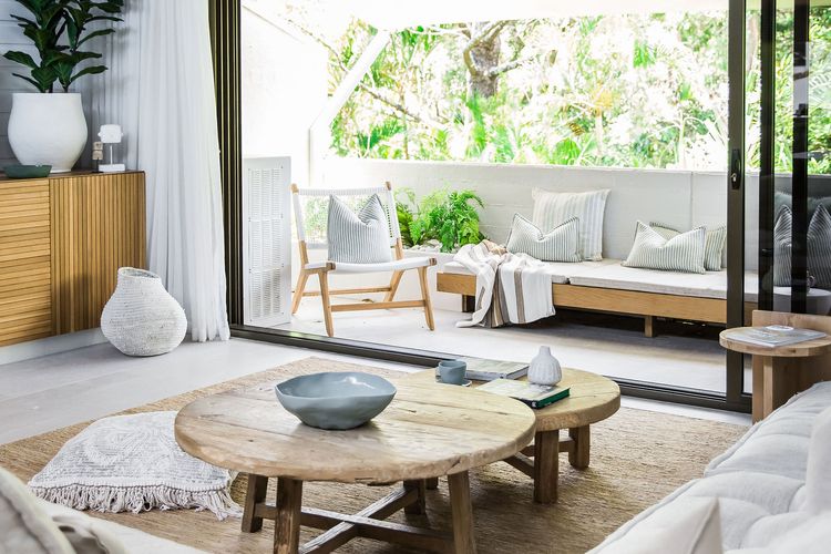 Little Cove Treetops –  3 bedrooms – Style – Beach – Location