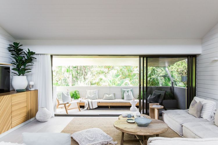 Little Cove Treetops –  3 bedrooms – Style – Beach – Location