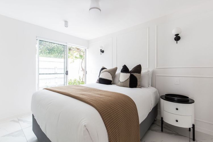 ONE MAROLA – 1/33 Noosa Parade – stylish privacy in paradise.