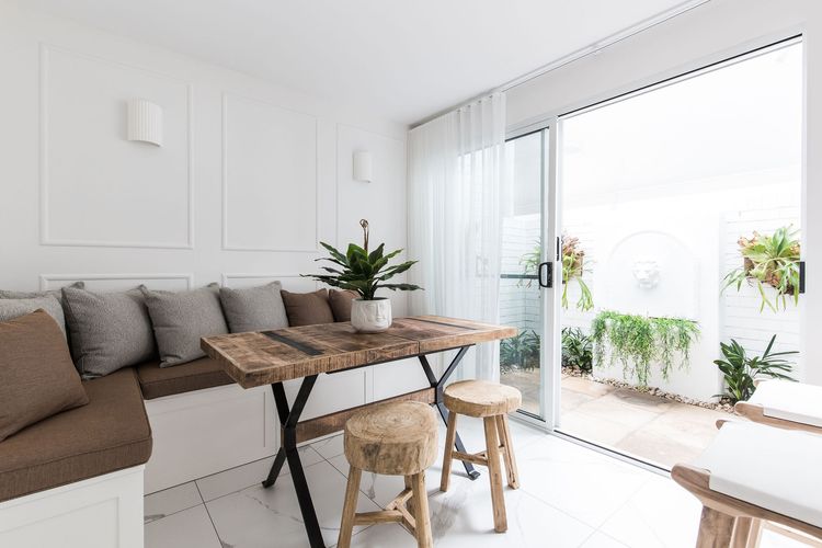 ONE MAROLA – 1/33 Noosa Parade – stylish privacy in paradise.