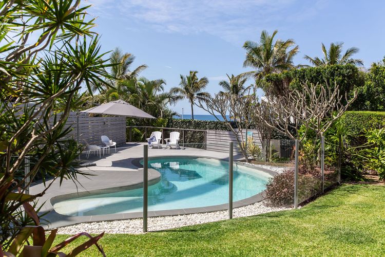 Sunshine Haven – Pool – Beach front – Ocean Views