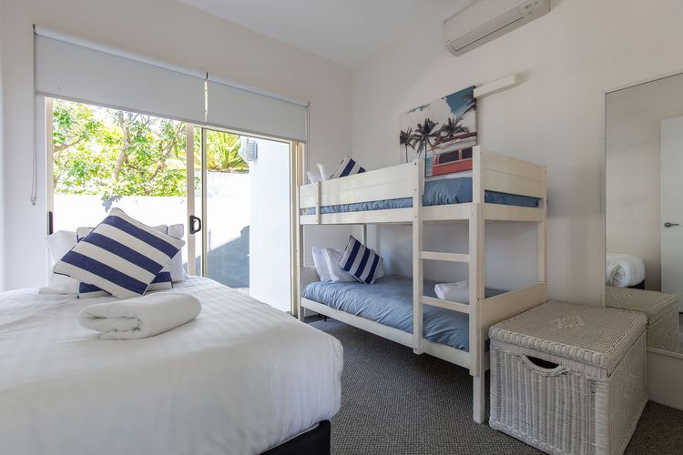 Sunshine Haven – Pool – Beach front – Ocean Views