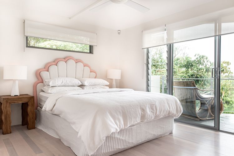 Villa Isabelle – Sunshine Beach – Views – Pool