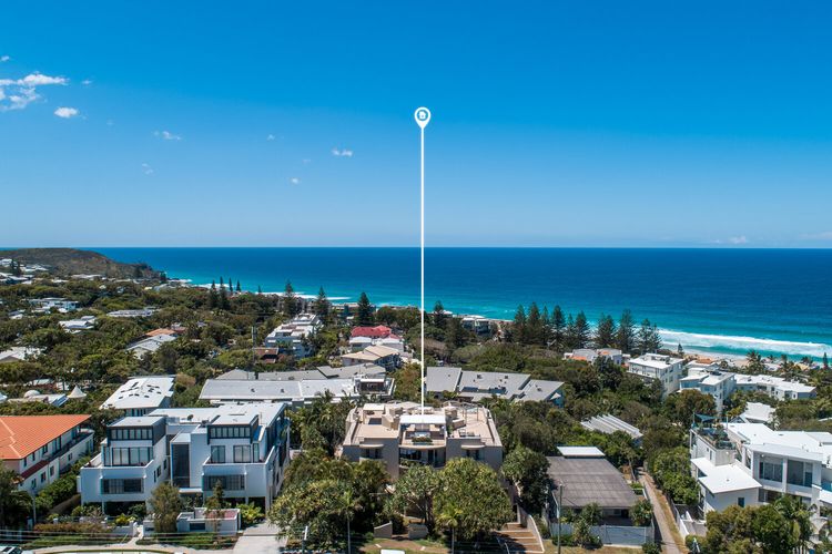 Sunshine Retreat – Ocean Views – Pool – Style