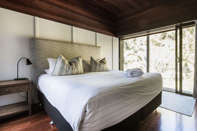 The Rainforest House, Little Cove