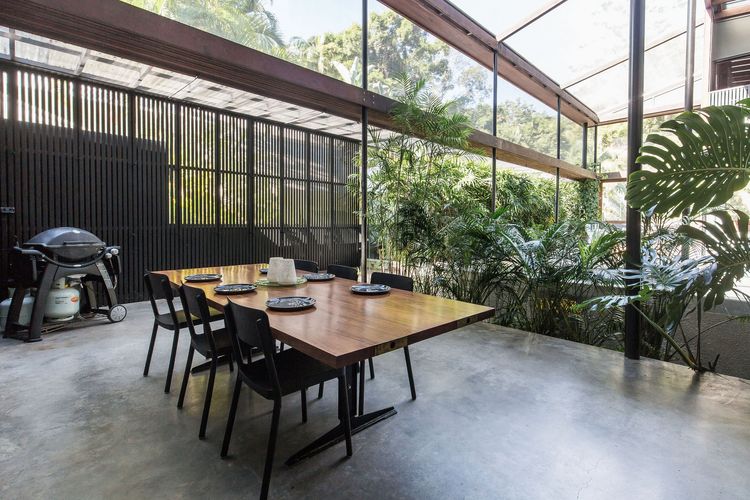 The Rainforest House, Little Cove