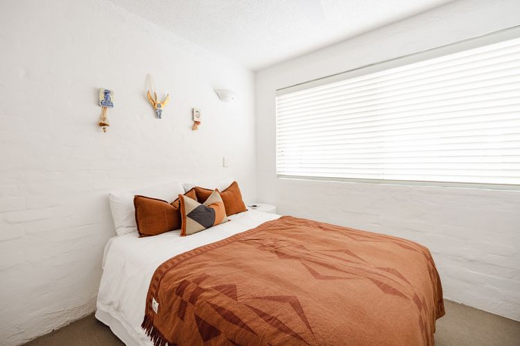 Hydra – 3 Bedrooms, Ocean views, Pool