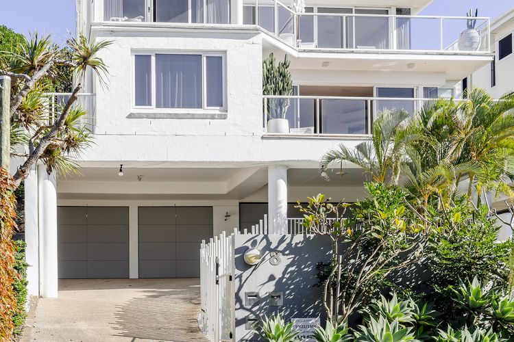 Hydra – 3 Bedrooms, Ocean views, Pool
