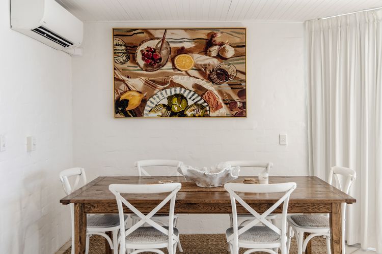 Hydra – 3 Bedrooms, Ocean views, Pool