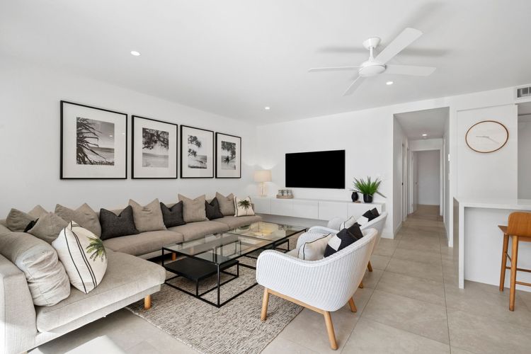 River Retreat – 2 bedroom – River and Beach