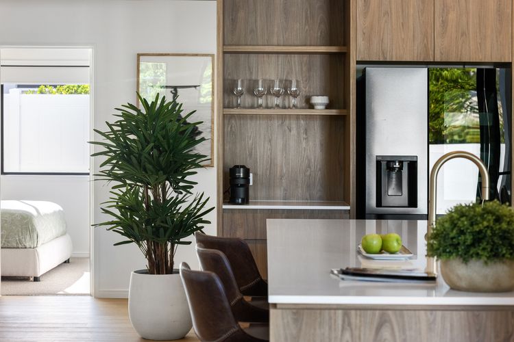 Helm Haven Noosa – poolside paradise