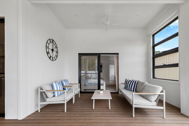 Helm Haven Noosa – poolside paradise