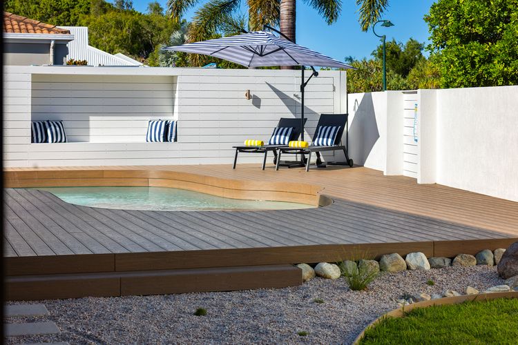 Helm Haven Noosa – poolside paradise