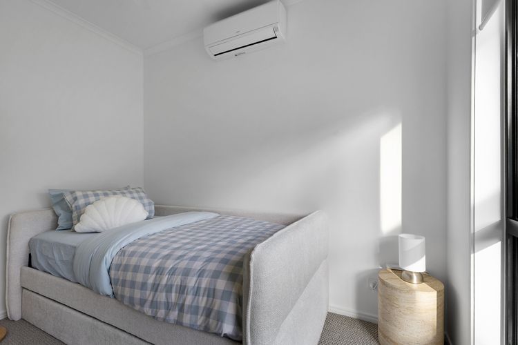 Helm Haven Noosa – poolside paradise