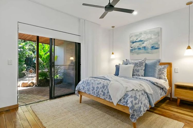 Tropical Escape – Sunshine Beach Retreat
