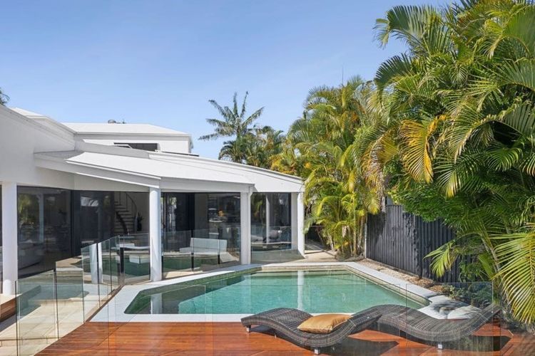 Masthead Waters – Waterfront Home and Pool