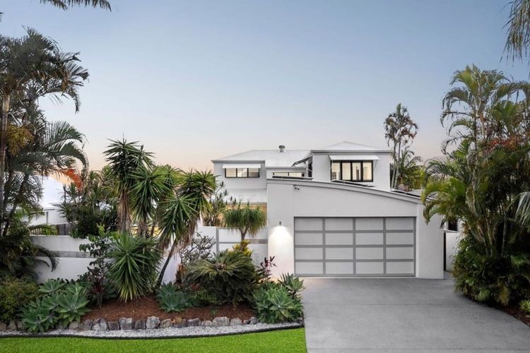 Masthead Waters – Waterfront Home and Pool