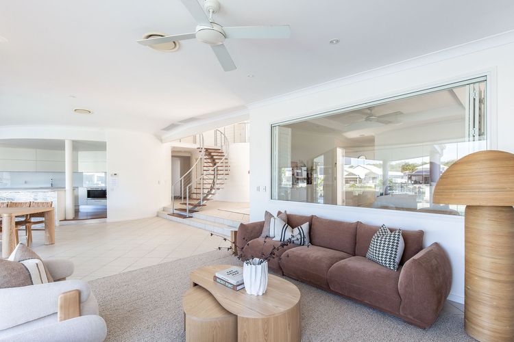 Masthead Waters – Waterfront Home and Pool