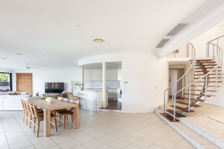 Masthead Waters – Waterfront Home and Pool