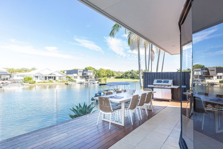 Masthead Waters – Waterfront Home and Pool
