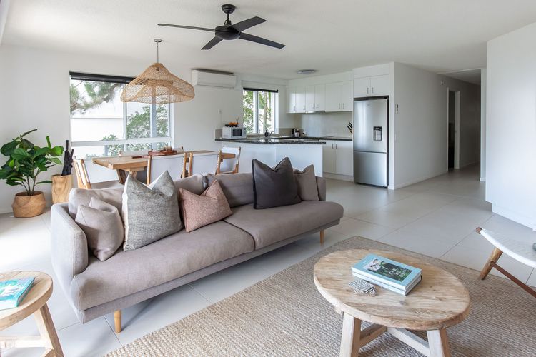 Spirit on Sunshine – 3 bedrooms with style, beach