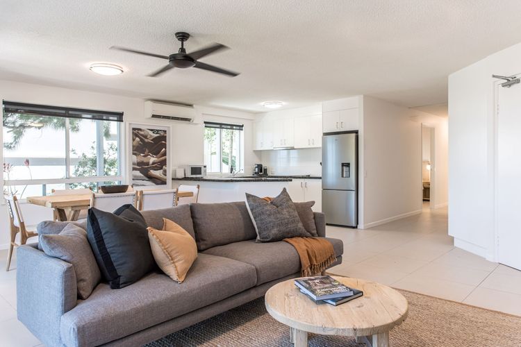 Spirit on Sunshine – 3 bedrooms with style, beach