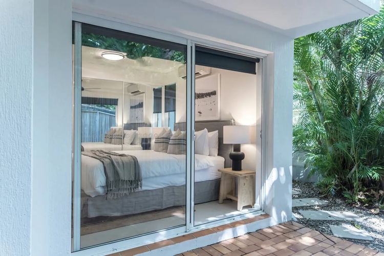 Spirit on Sunshine – 3 bedrooms with style, beach