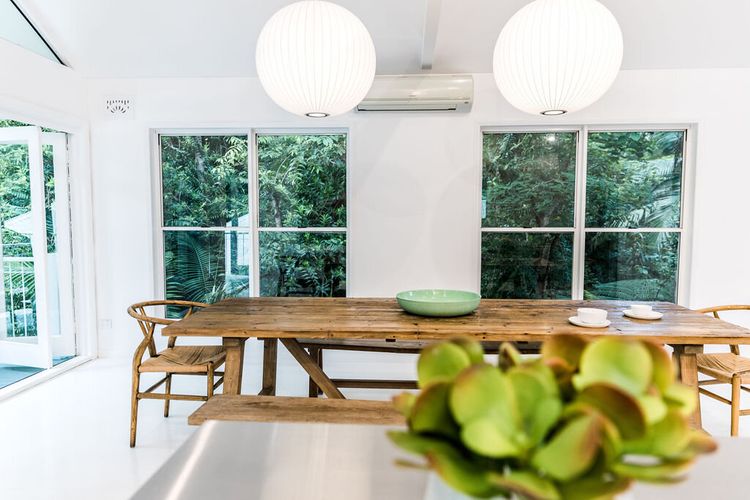 The Beach House – Pool – Tennis Court – Location!