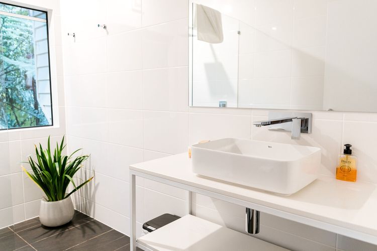 The Beach House – Pool – Tennis Court – Location!