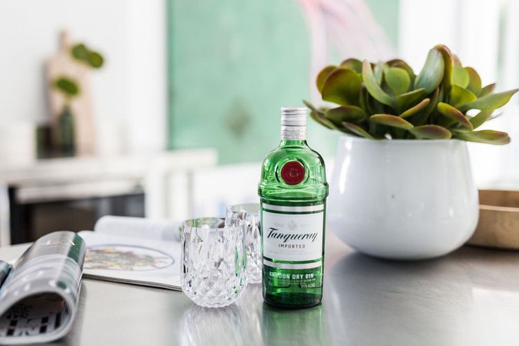 The Beach House – Pool – Tennis Court – Location!