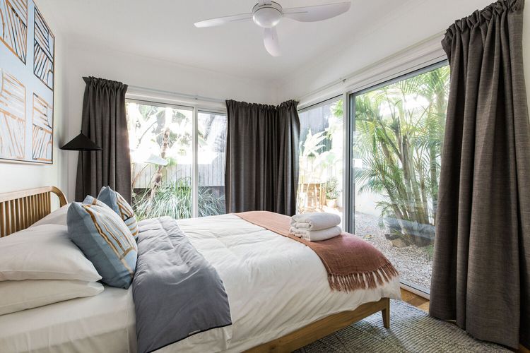 The Beach House – Pool – Tennis Court – Location!