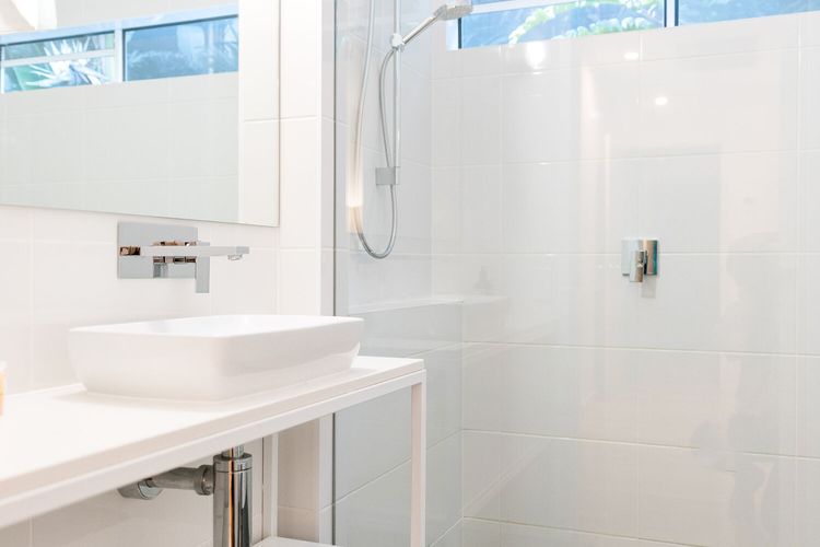 The Beach House – Pool – Tennis Court – Location!