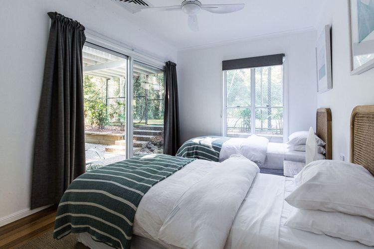 The Beach House – Pool – Tennis Court – Location!