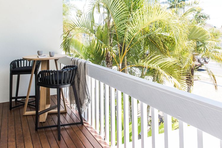 The Beach Lodge – 2 Bedrooms – Location and Style