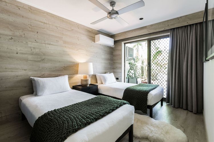 The Beach Lodge – 2 Bedrooms – Location and Style