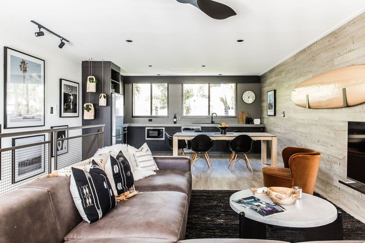 The Beach Lodge – 2 Bedrooms – Location and Style