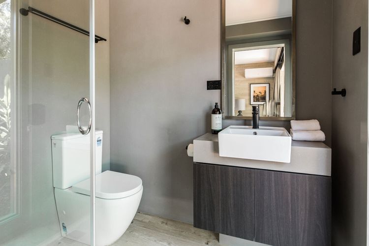 The Beach Lodge – 2 Bedrooms – Location and Style